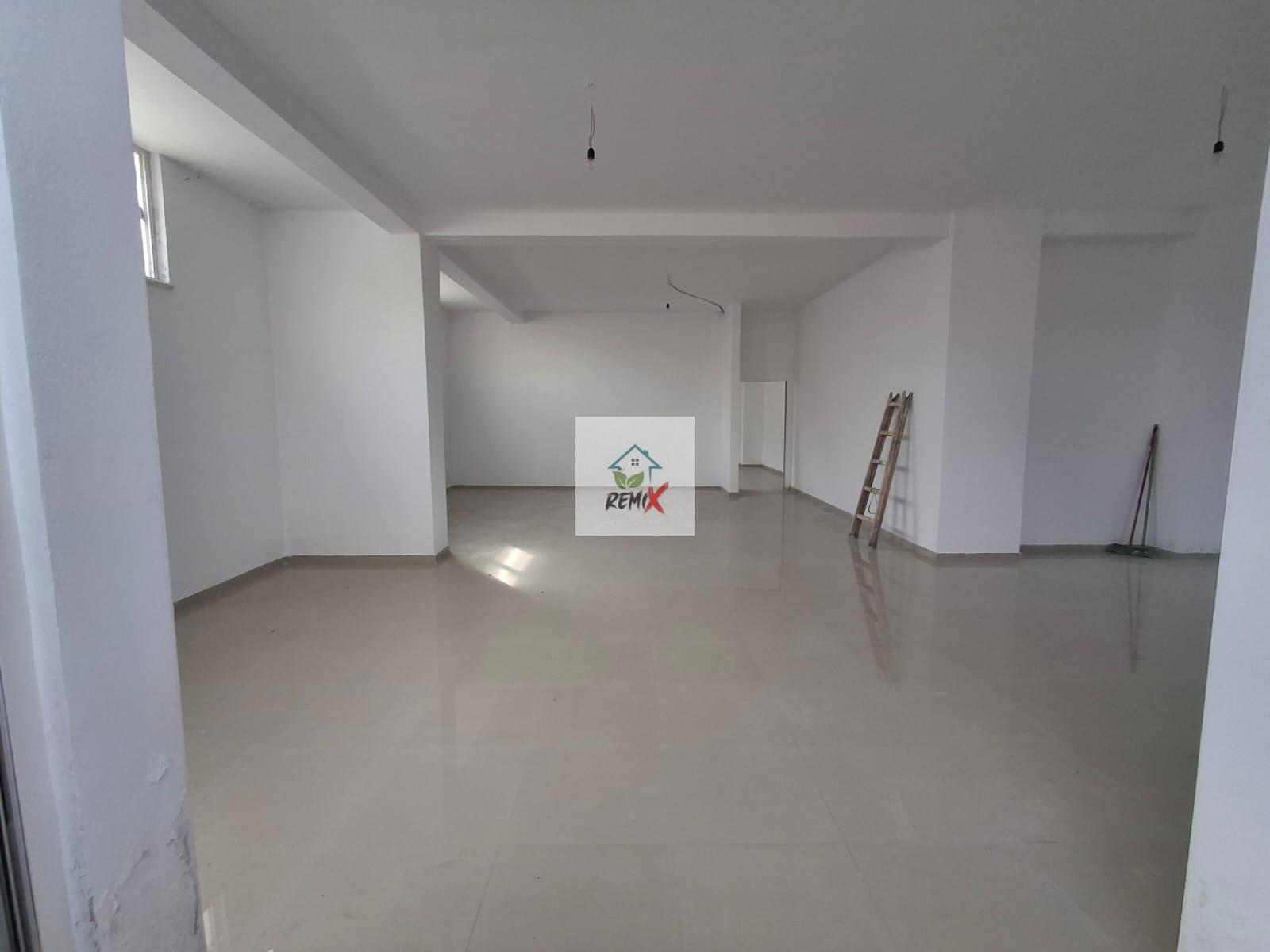 SHITET AMBIENT BIZNESI PRANE UJËSJELLËSIT, DURRES