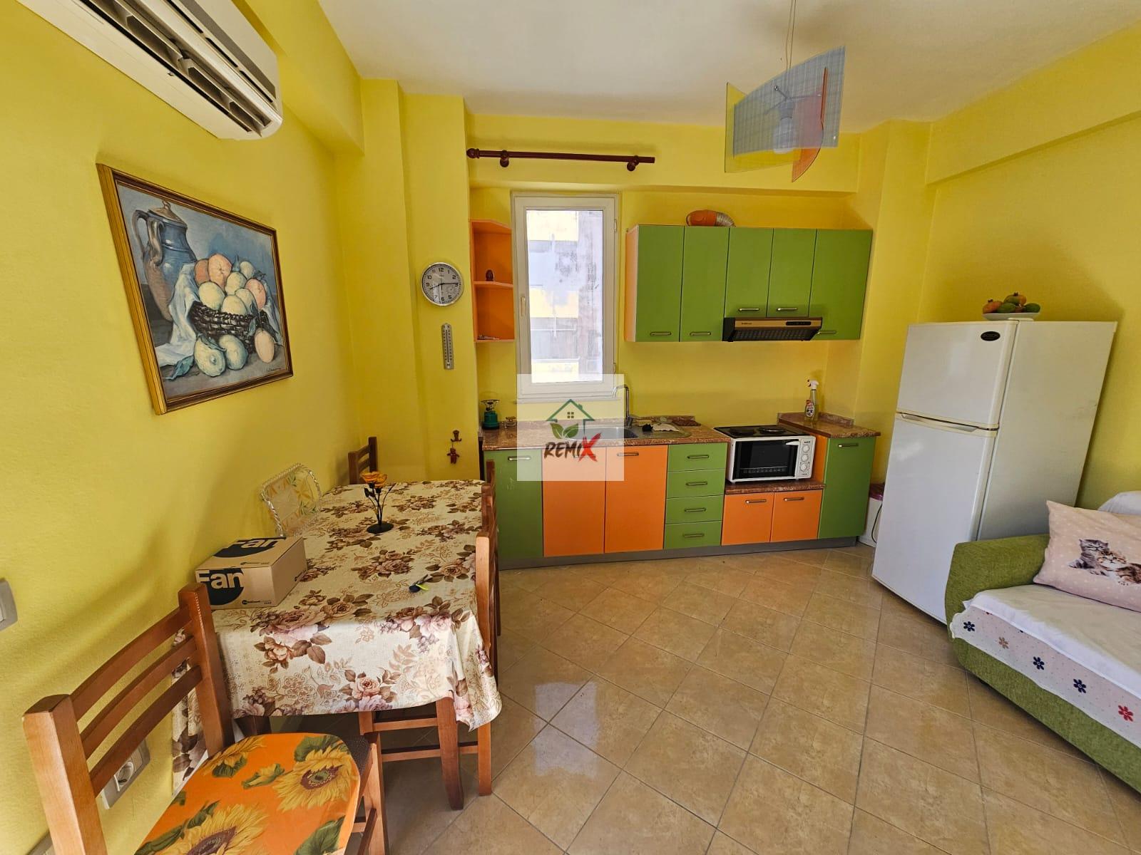 JEPET ME QERA APARTAMENT 1+1 NE PLAZH