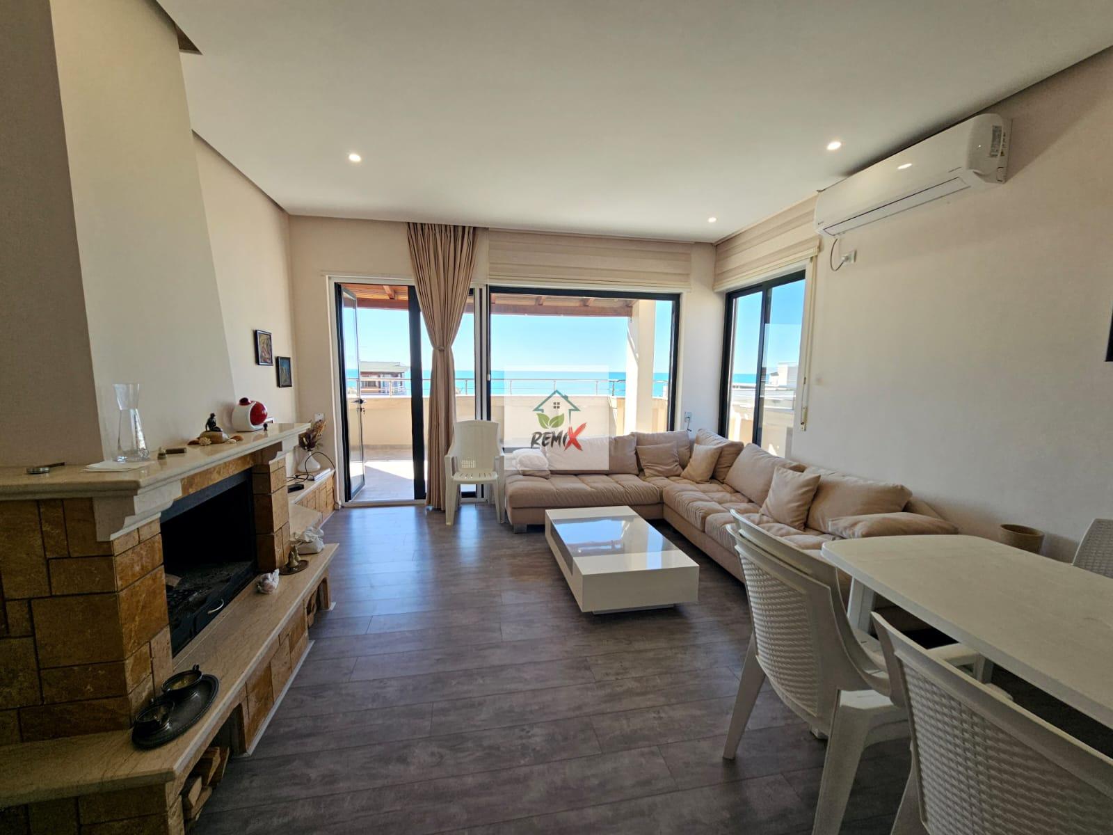 SHITET SUPER PAPAFINGO TEK SHKEMBI I KAVAJES