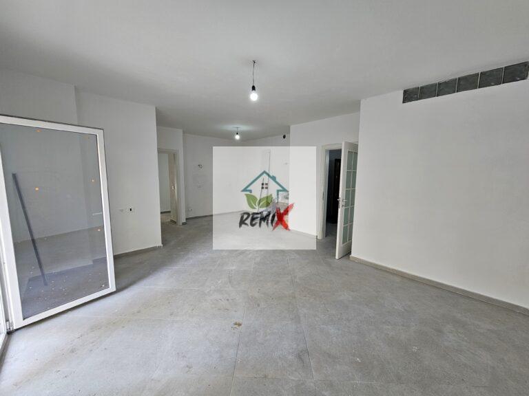 SHITET APARTAMENT 2+1+2 PRANE MARKATES