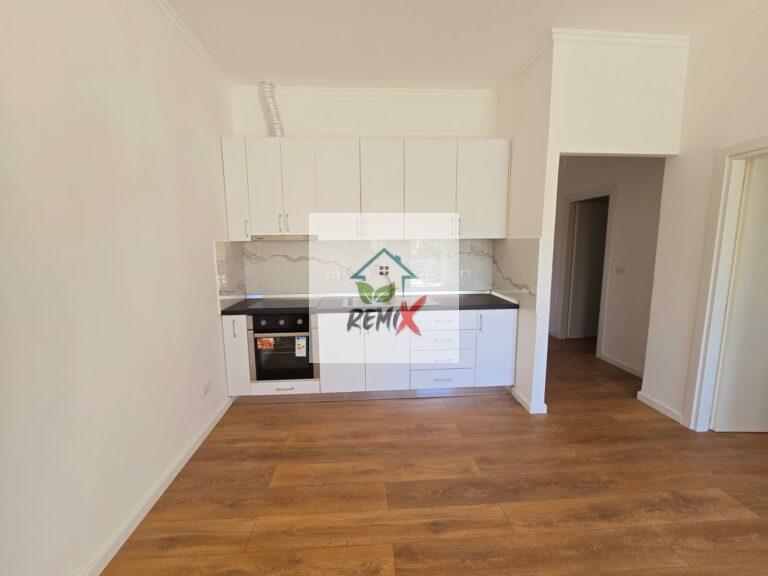 SHITET APARTAMENT 2+1 NE PLAZH ILIRIA DURRES