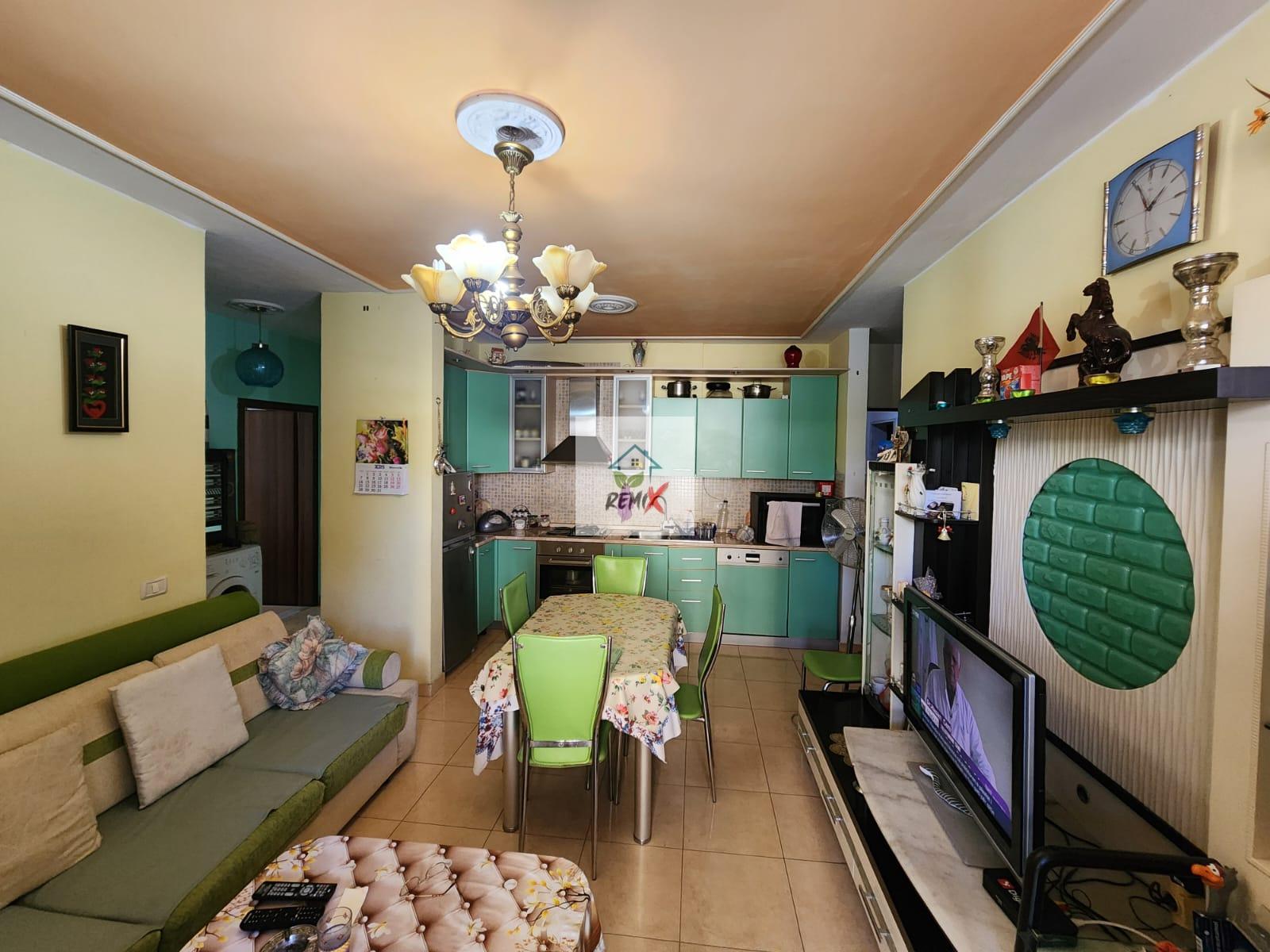 SHITET SUPER APARTAMENT 2+1+2 NE PLAZHIN GOLEMIT