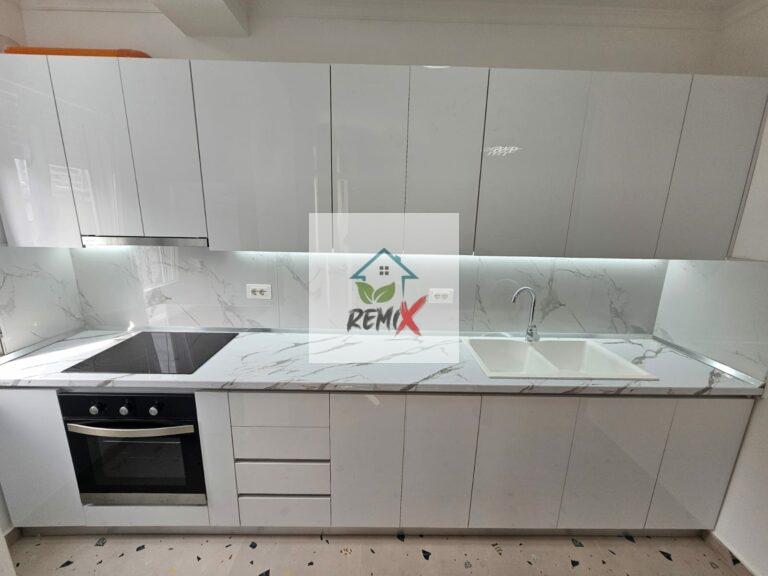 APARTAMENT 3+1+2 PRANE ISH FABRIKËS SË BUKES