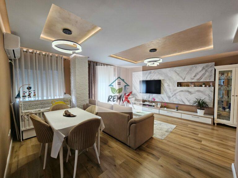 SHITET APARTAMENT 2+1 PRANE UJËSJELLËSIT, DURRËS