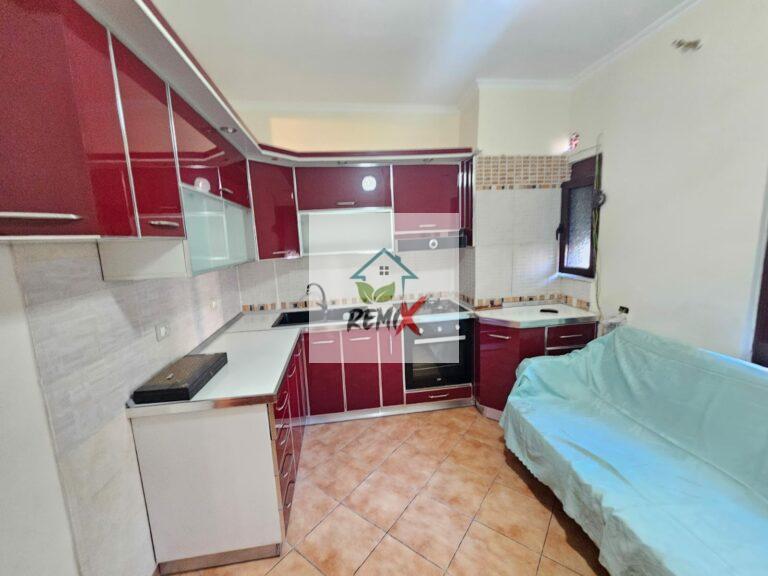 SHITET APARTAMENT 2+1 PRANE LAGJES 5