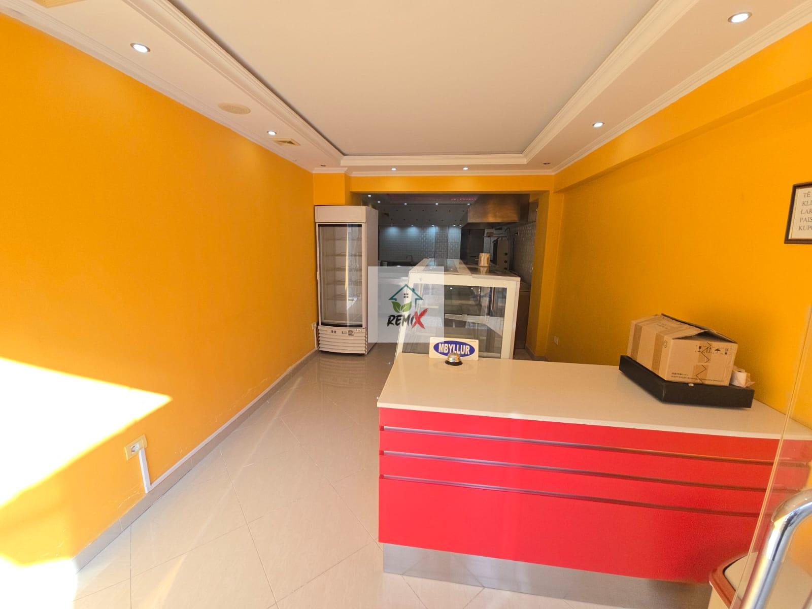 SHITET SUPER AMBJENT BIZNESI TEK STADIUMI NE DURRES