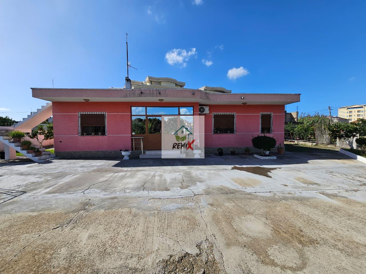 SHTEPI PRIVATE PER SHITJE NE ZONEN E PLAZHIT, DURRES