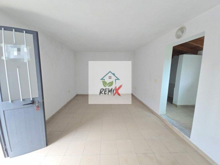 JEPET ME QERA AMBJENT BIZNESI BUZE RRUGE PLEPA