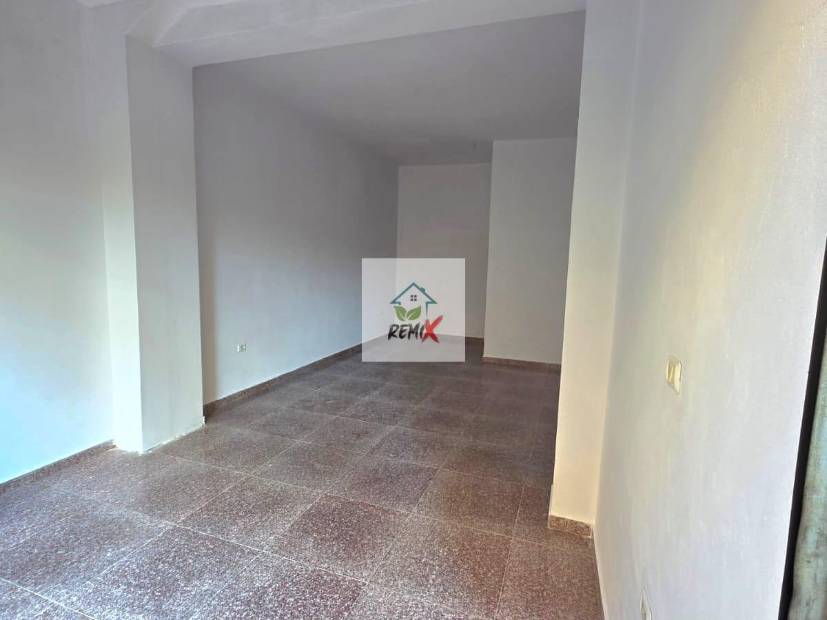 SHITET AMBJENT BIZNESI , ( NJESI) PLAZH , DURRES