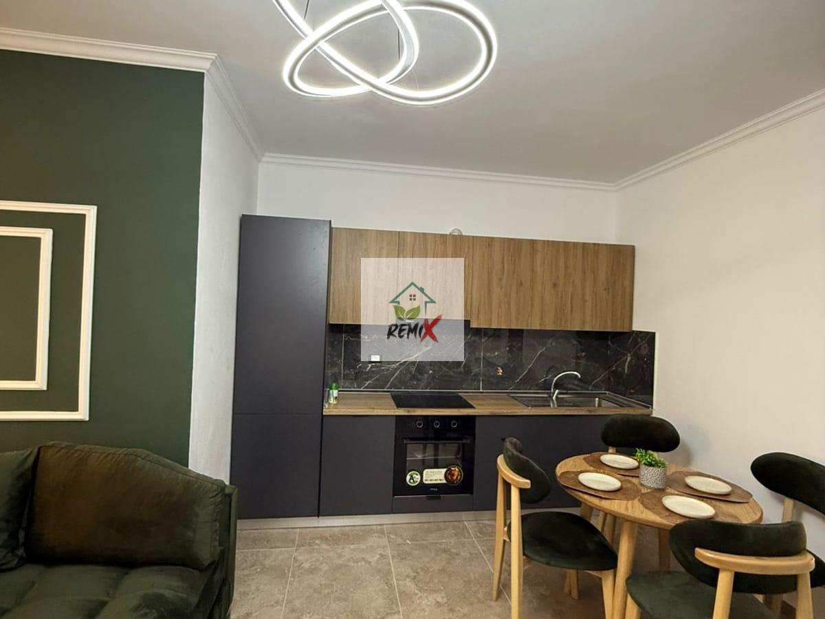 Shitet Apartament 1+1 me Depo dhe Parkim – Shkëmbi i Kavajës