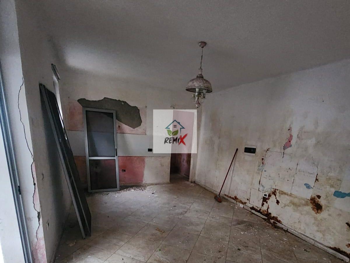 GARSONIERE PER SHITJE PRANE PALLATIT TE SPORTIT, DURRES