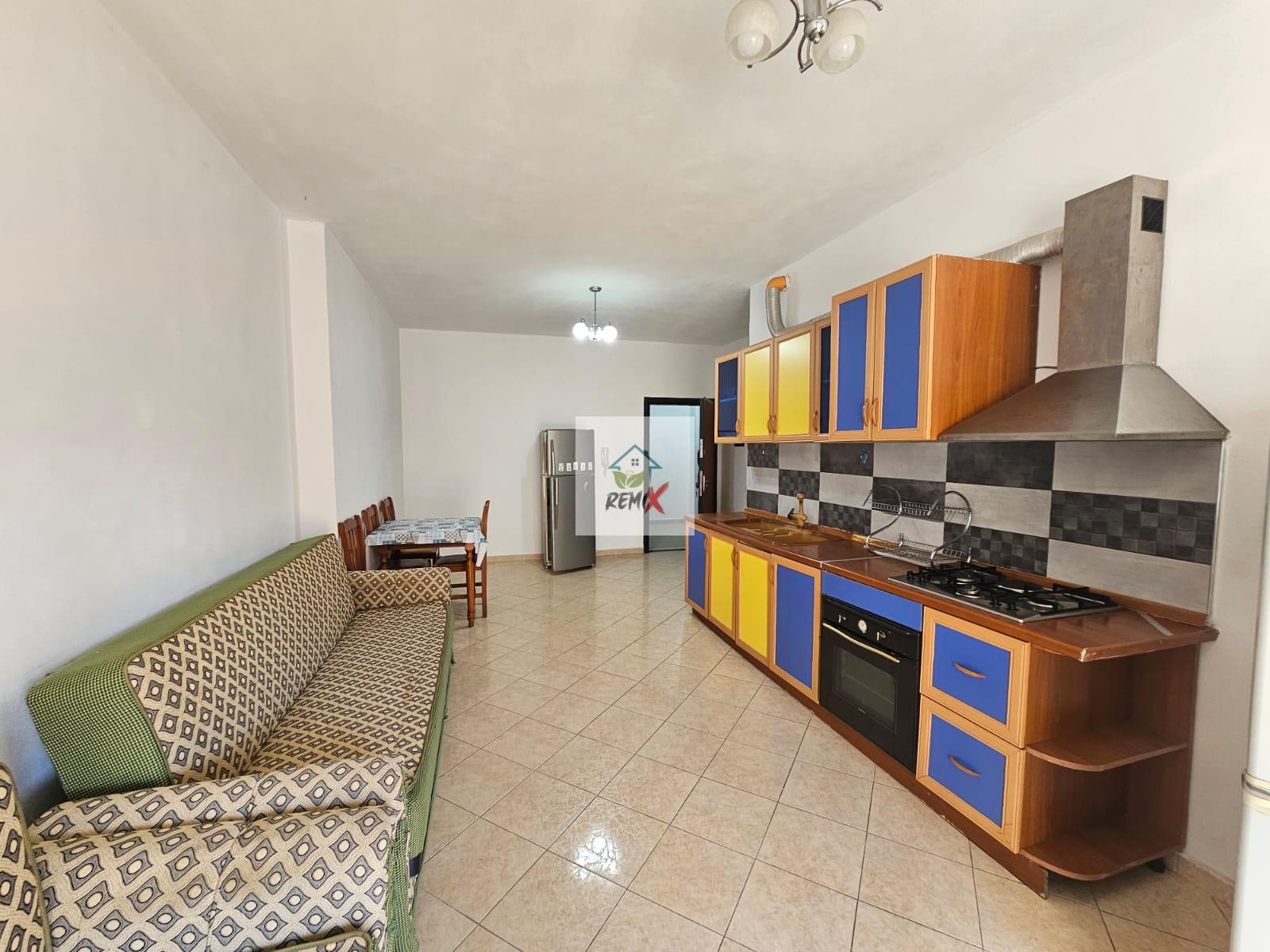SHITET APARTAMENT 1+1 – SHKËMBI I KAVAJËS