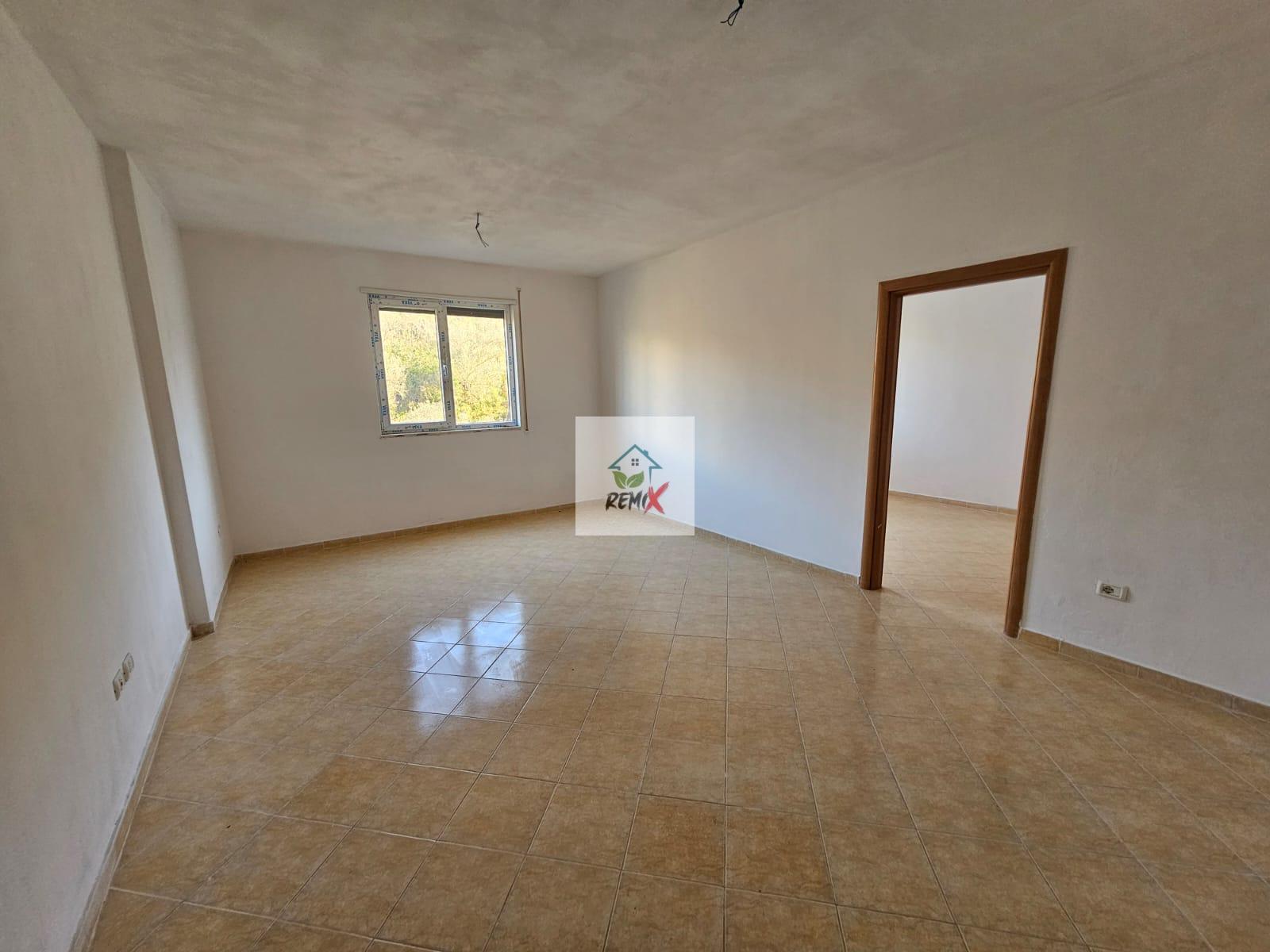 SHITET APARTAMENT – SHKËMBI I KAVAJËS