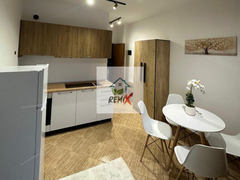 SHITET GARSONIERE – SHKËMBI I KAVAJËS, DURRËS