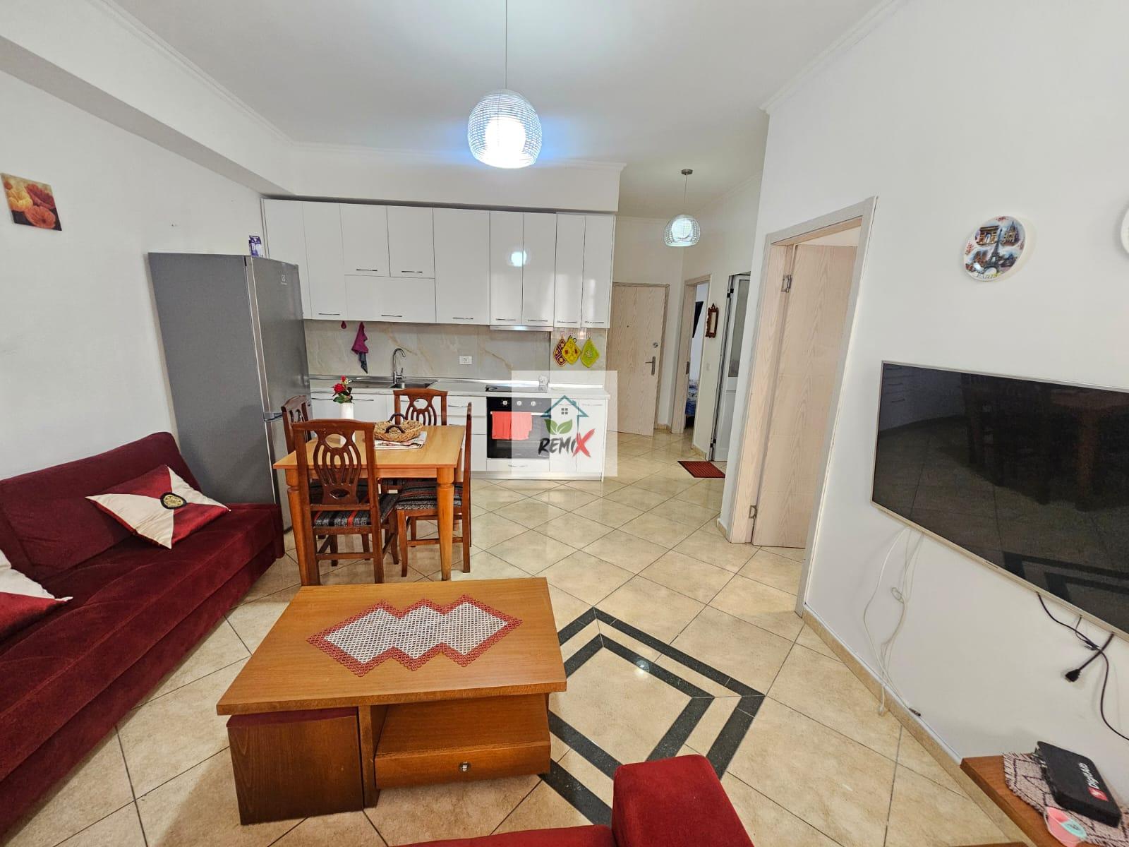 JEPET ME QERA APARTAMENT 2+1 TEK SHKEMBI KAVAJES