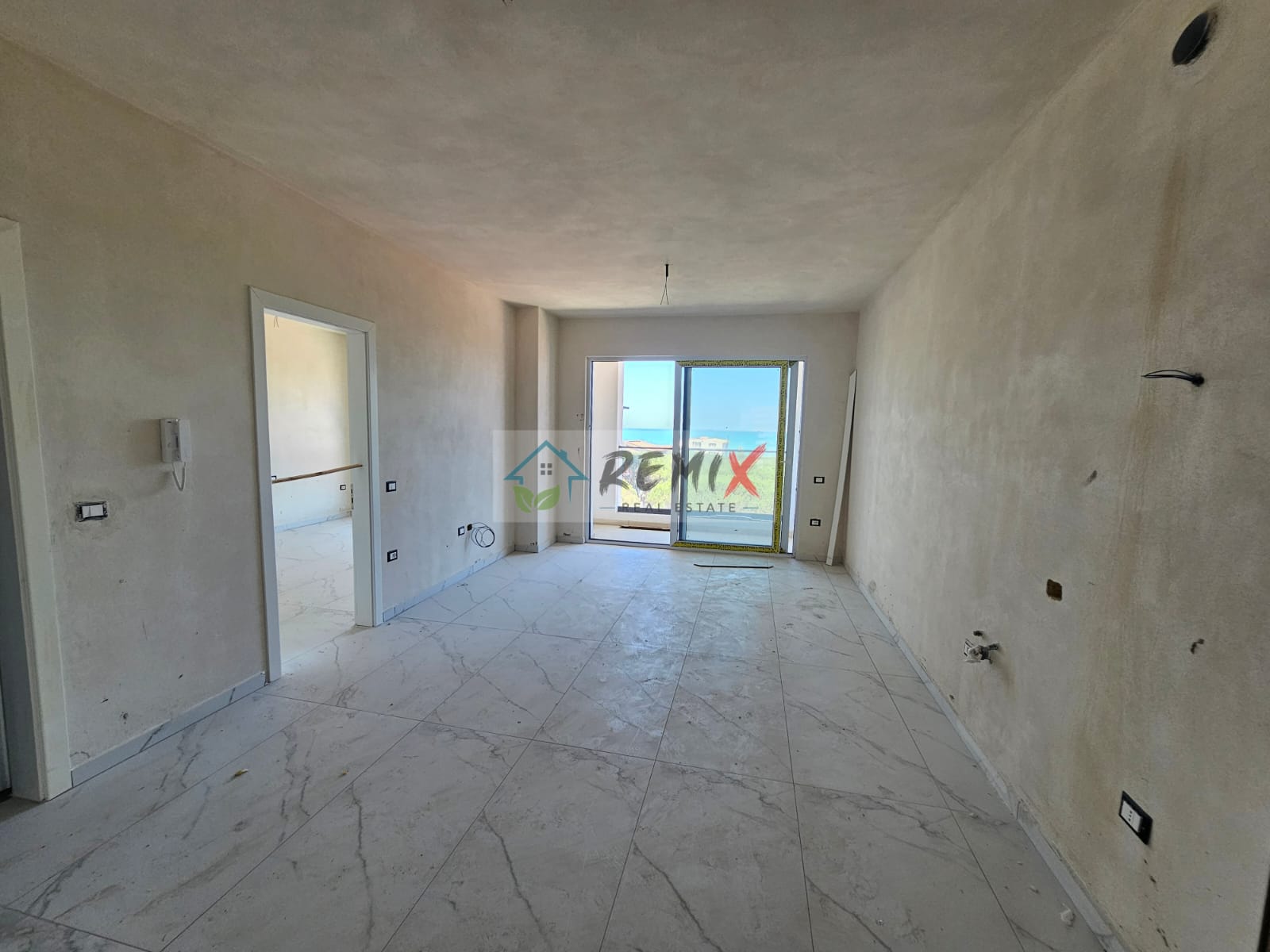 🌊 SHITET APARTAMENT EKSKLUZIV 1+1 NË KOMPLEKSIN LIBURNA – PAMJE PANORAMIKE NGA DETI 🌊