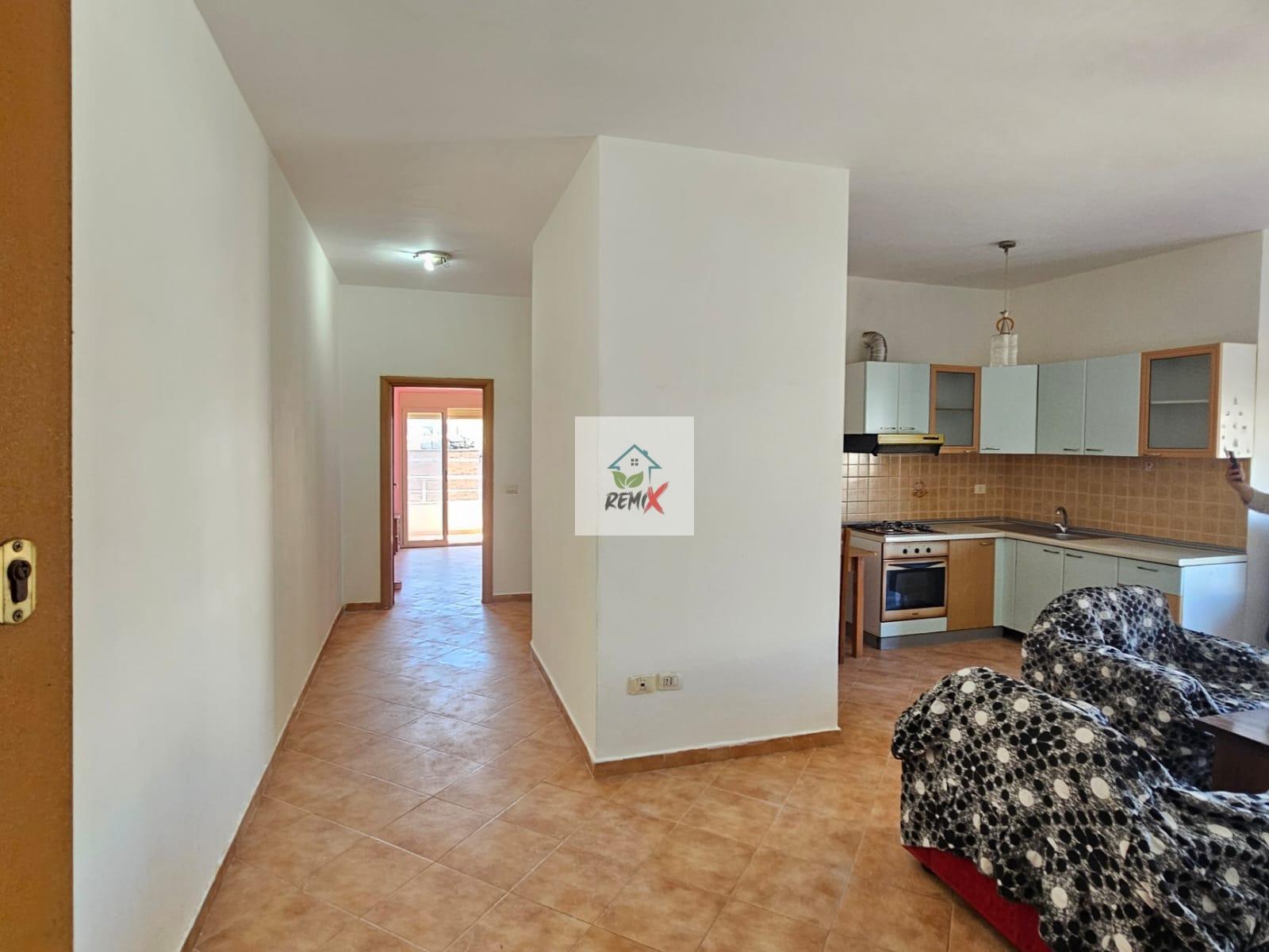 🏡✨ Shitet apartament fantastik 2+1 pranë Rajonit të Policisë!