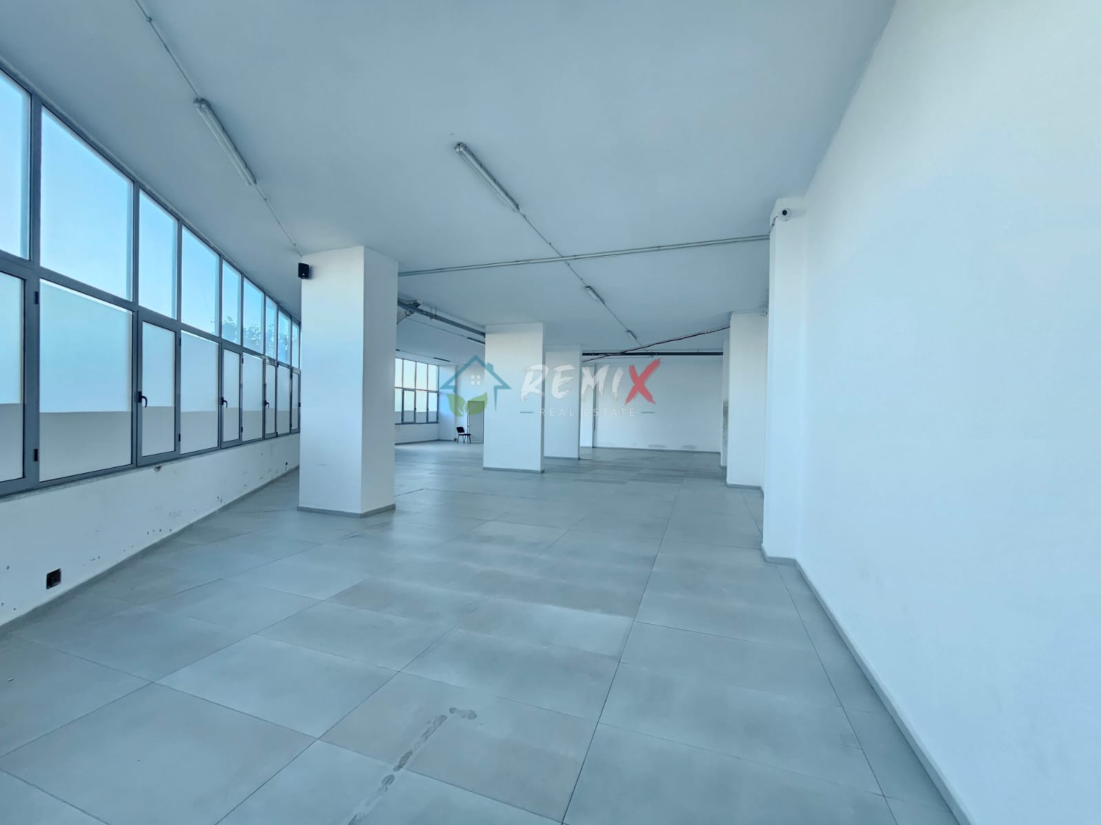 🏢 JEPET ME QIRA AMBIENT BIZNESI – ISH-URT, DURRËS